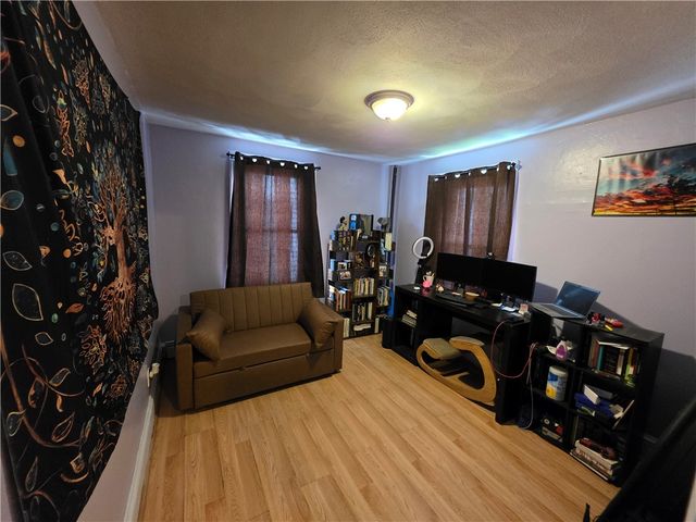 422 East Avenue, Pawtucket, RI 02860