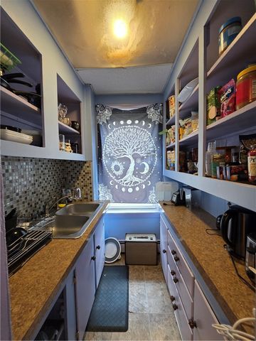 422 East Avenue, Pawtucket, RI 02860