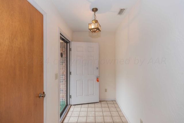 3406 GLADSTONE Lane, Amarillo, TX 79121