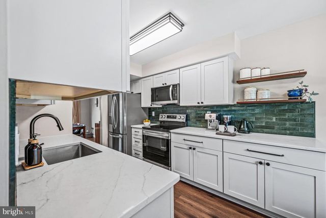 3157 BENTON SQUARE DR, Olney, MD 20832