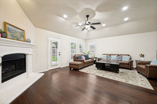 10408 Old Eagle River Lane, Mckinney, TX 75070