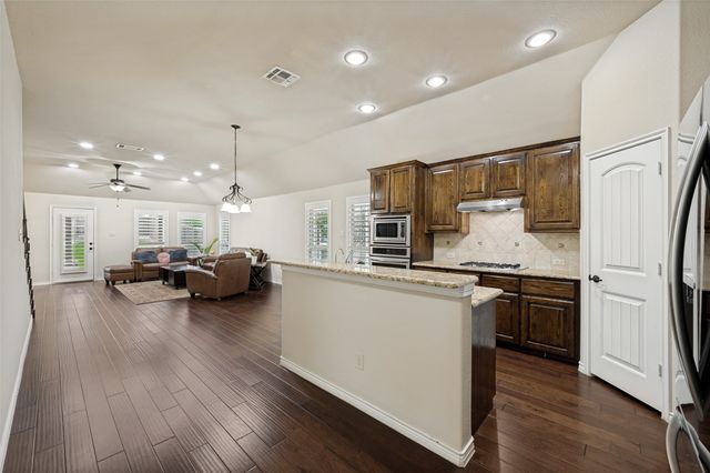 10408 Old Eagle River Lane, Mckinney, TX 75070
