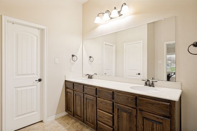 10408 Old Eagle River Lane, Mckinney, TX 75070