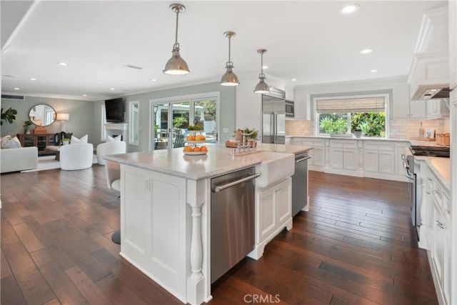 2973 Java Road, Costa Mesa, CA 92626