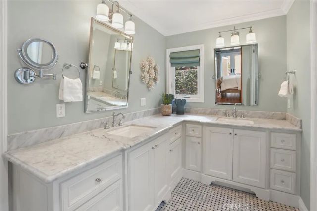 2973 Java Road, Costa Mesa, CA 92626