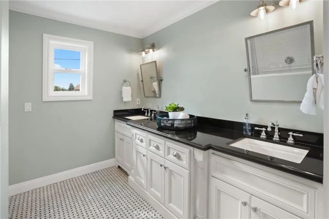 2973 Java Road, Costa Mesa, CA 92626