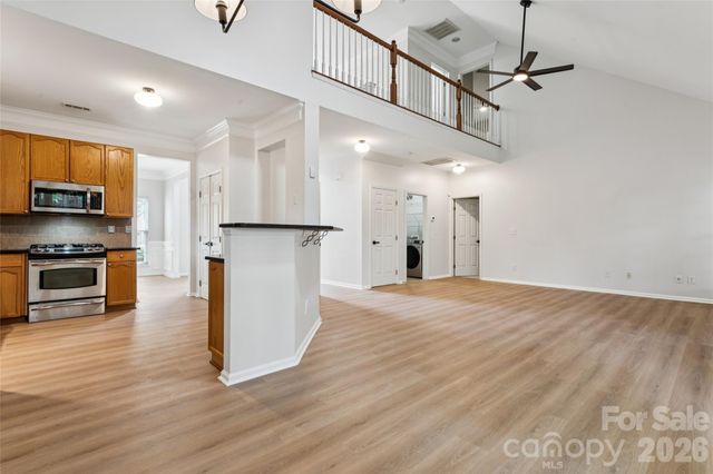 11627 Knightsdale Drive, Charlotte, NC 28277
