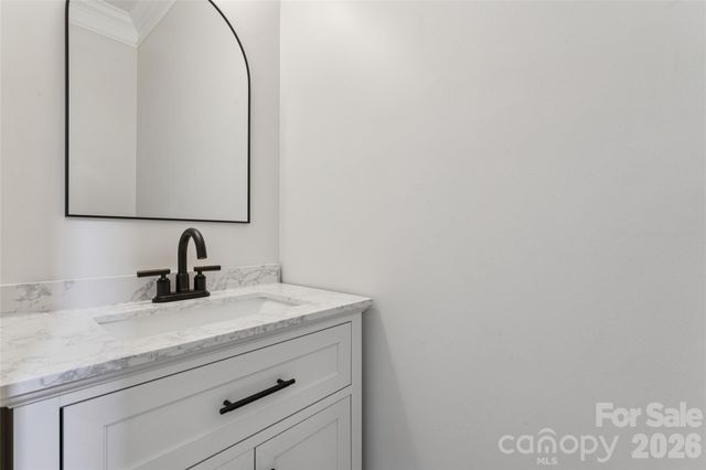 11627 Knightsdale Drive, Charlotte, NC 28277