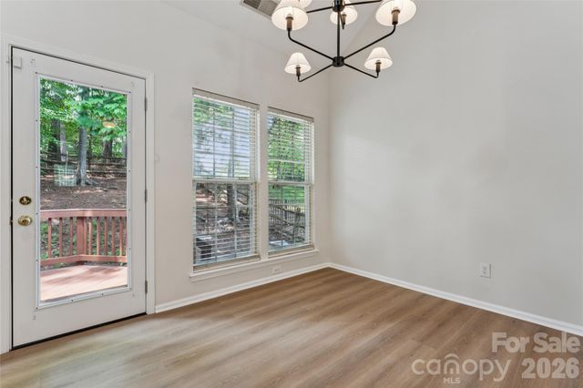 11627 Knightsdale Drive, Charlotte, NC 28277