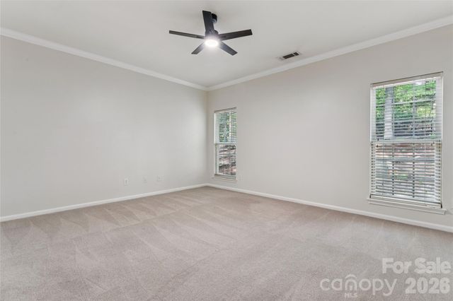 11627 Knightsdale Drive, Charlotte, NC 28277