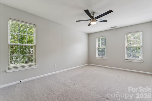 11627 Knightsdale Drive, Charlotte, NC 28277