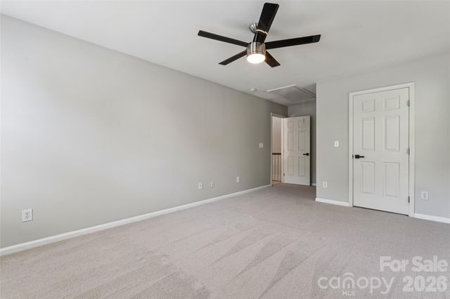 11627 Knightsdale Drive, Charlotte, NC 28277