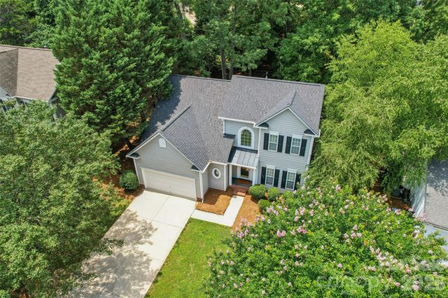 11627 Knightsdale Drive, Charlotte, NC 28277