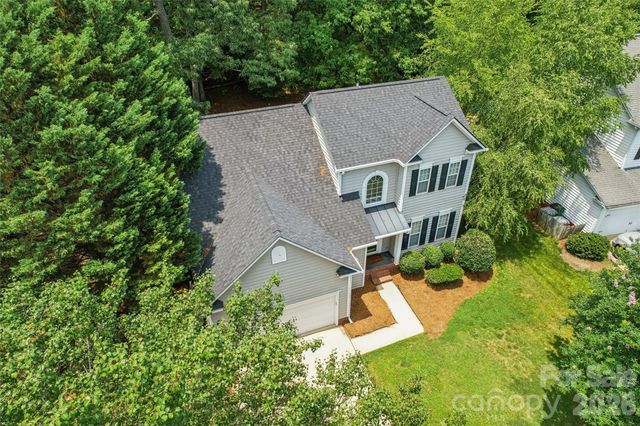 11627 Knightsdale Drive, Charlotte, NC 28277