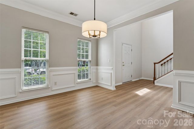 11627 Knightsdale Drive, Charlotte, NC 28277