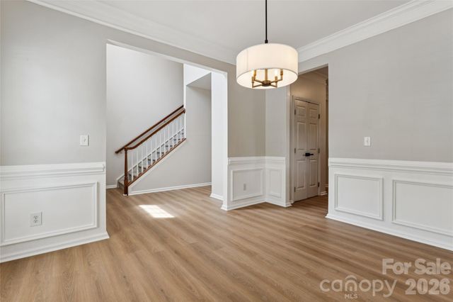 11627 Knightsdale Drive, Charlotte, NC 28277