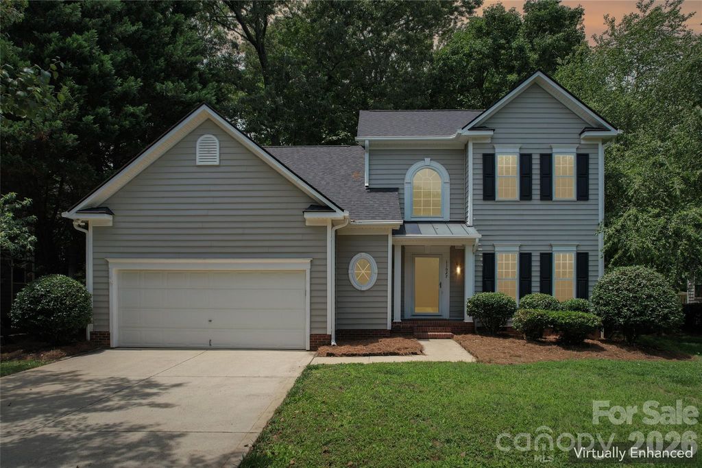 11627 Knightsdale Drive, Charlotte, NC 28277
