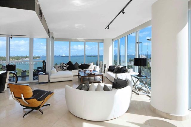 601 NE 36th St 712, Miami, FL 33137