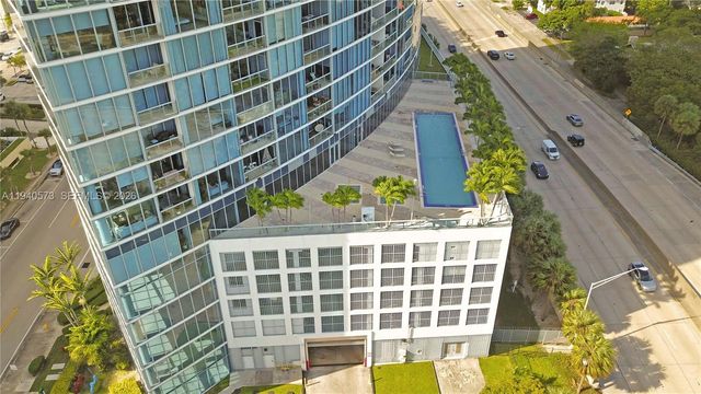 601 NE 36th St 712, Miami, FL 33137
