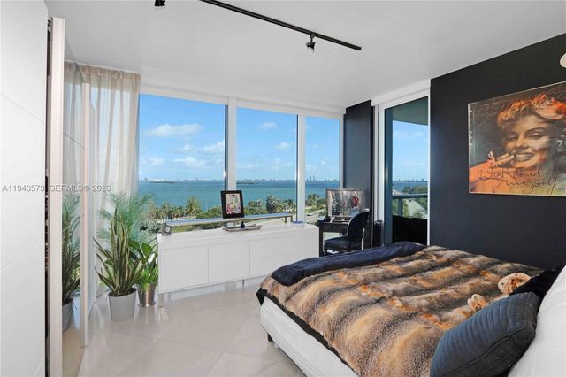 601 NE 36th St 712, Miami, FL 33137