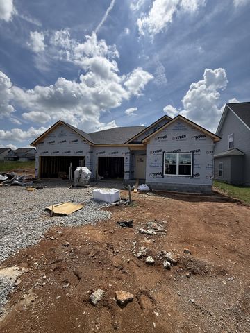 626 Woodrush Dr, Clarksville, TN 37040