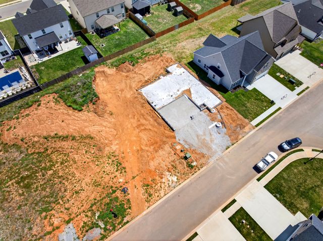 626 Woodrush Dr, Clarksville, TN 37040