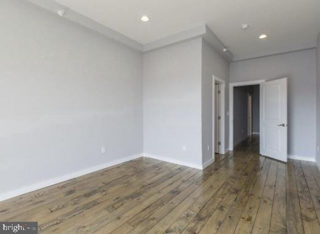2040 E SUSQUEHANNA AVE, Philadelphia, PA 19125