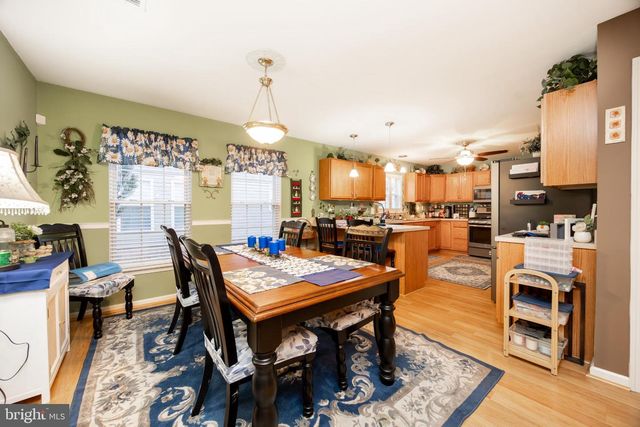 102 W HARMONY DR, Pottstown, PA 19464