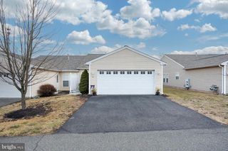 102 W HARMONY DR, Pottstown, PA 19464