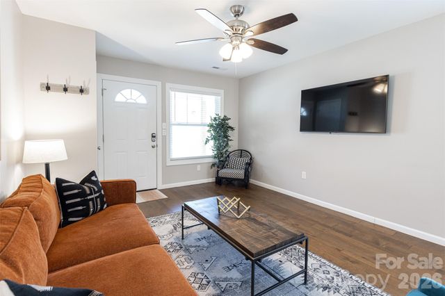 308 Jenna Clare Lane, Asheville, NC 28805