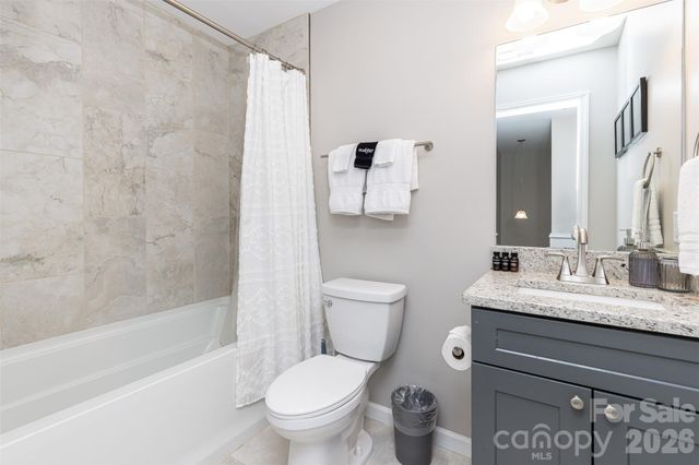 308 Jenna Clare Lane, Asheville, NC 28805