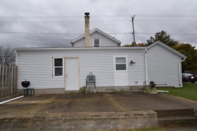 414 S Montgomery STREET, Watertown, WI 53094