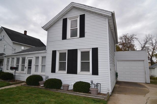 414 S Montgomery STREET, Watertown, WI 53094