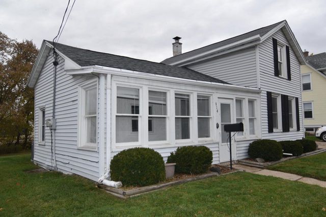 414 S Montgomery STREET, Watertown, WI 53094