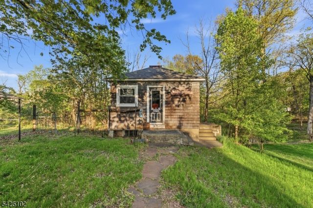 106 Main St, Readington Twp., NJ 08889