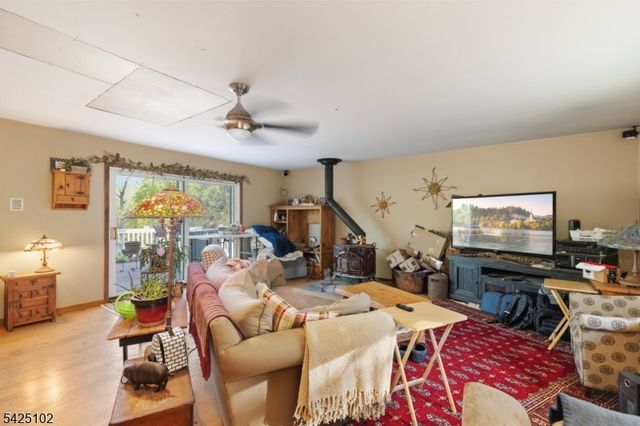 106 Main St, Readington Twp., NJ 08889