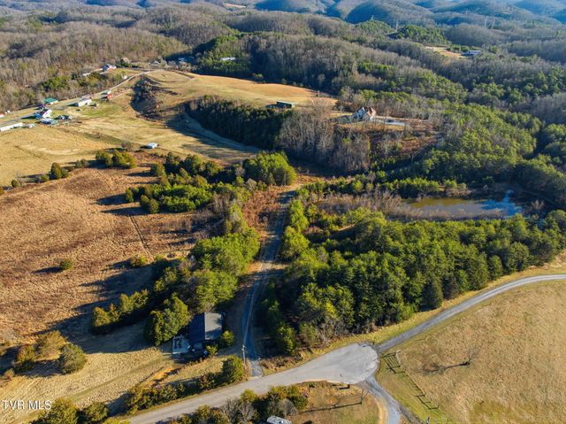 389 Worley Vance Road, Bluff City, TN 37618