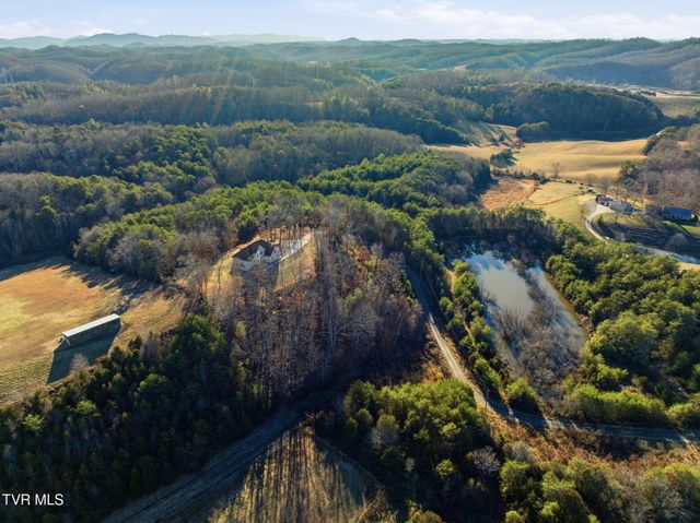 389 Worley Vance Road, Bluff City, TN 37618