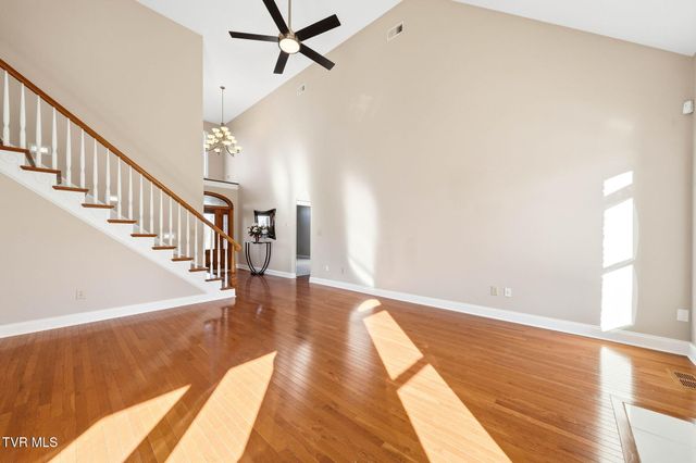 389 Worley Vance Road, Bluff City, TN 37618