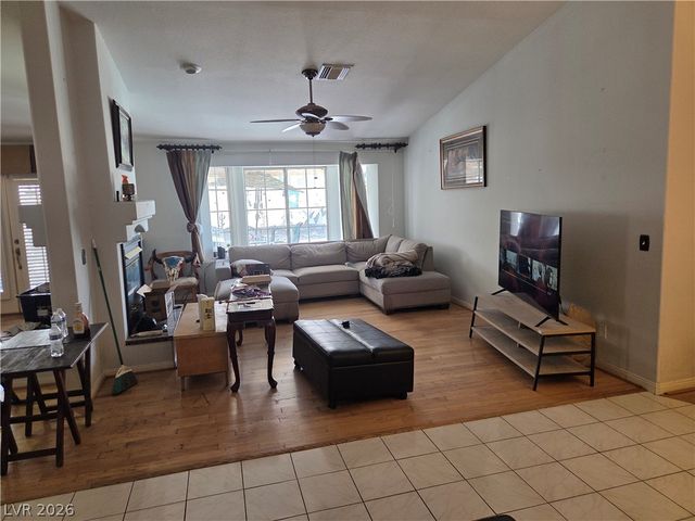 2621 Batelli Court, Las Vegas, NV 89121
