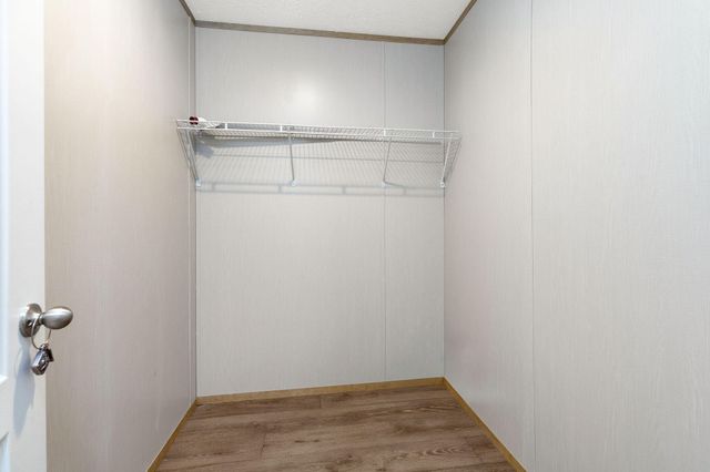 282 Scenic Drive, Hollister, MO 65672