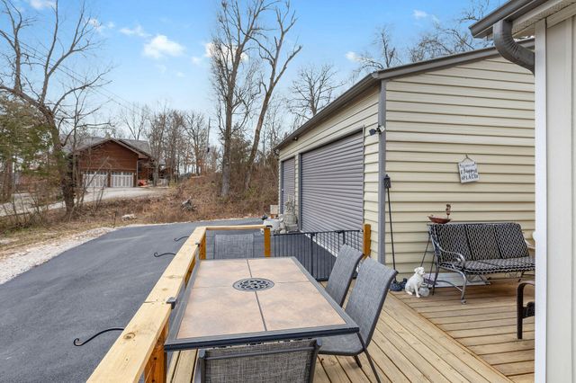 282 Scenic Drive, Hollister, MO 65672