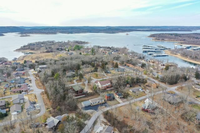 282 Scenic Drive, Hollister, MO 65672