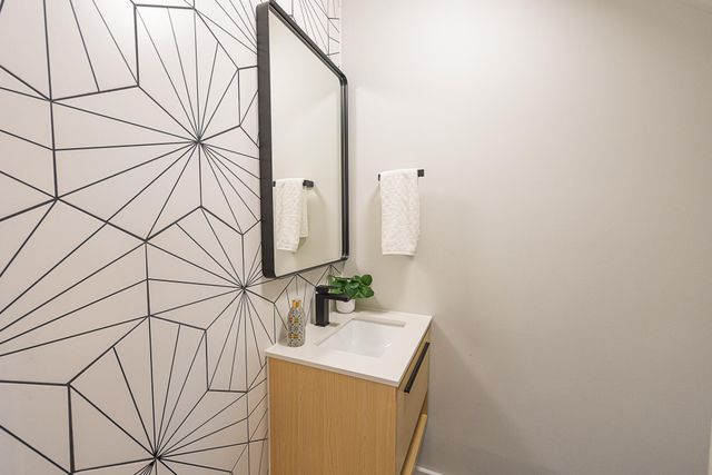 676 Blueway Avenue, Summerville, SC 29486