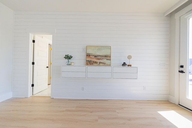 676 Blueway Avenue, Summerville, SC 29486