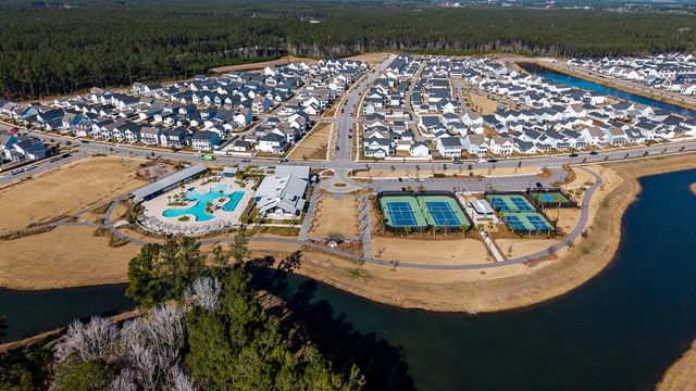 676 Blueway Avenue, Summerville, SC 29486