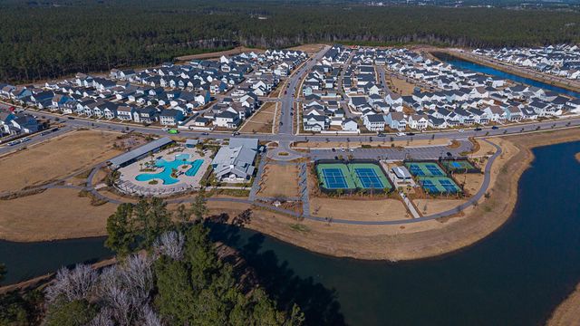 676 Blueway Avenue, Summerville, SC 29486