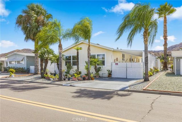 30857 Palmetto Palm, Homeland, CA 92548