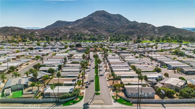 30857 Palmetto Palm, Homeland, CA 92548