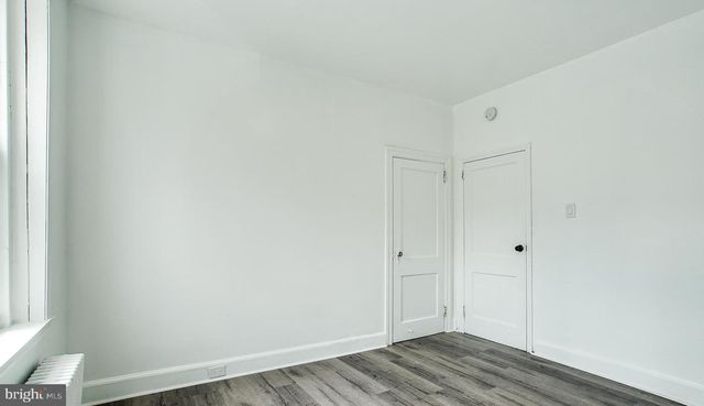 1649 ALLENGROVE ST, Philadelphia, PA 19124